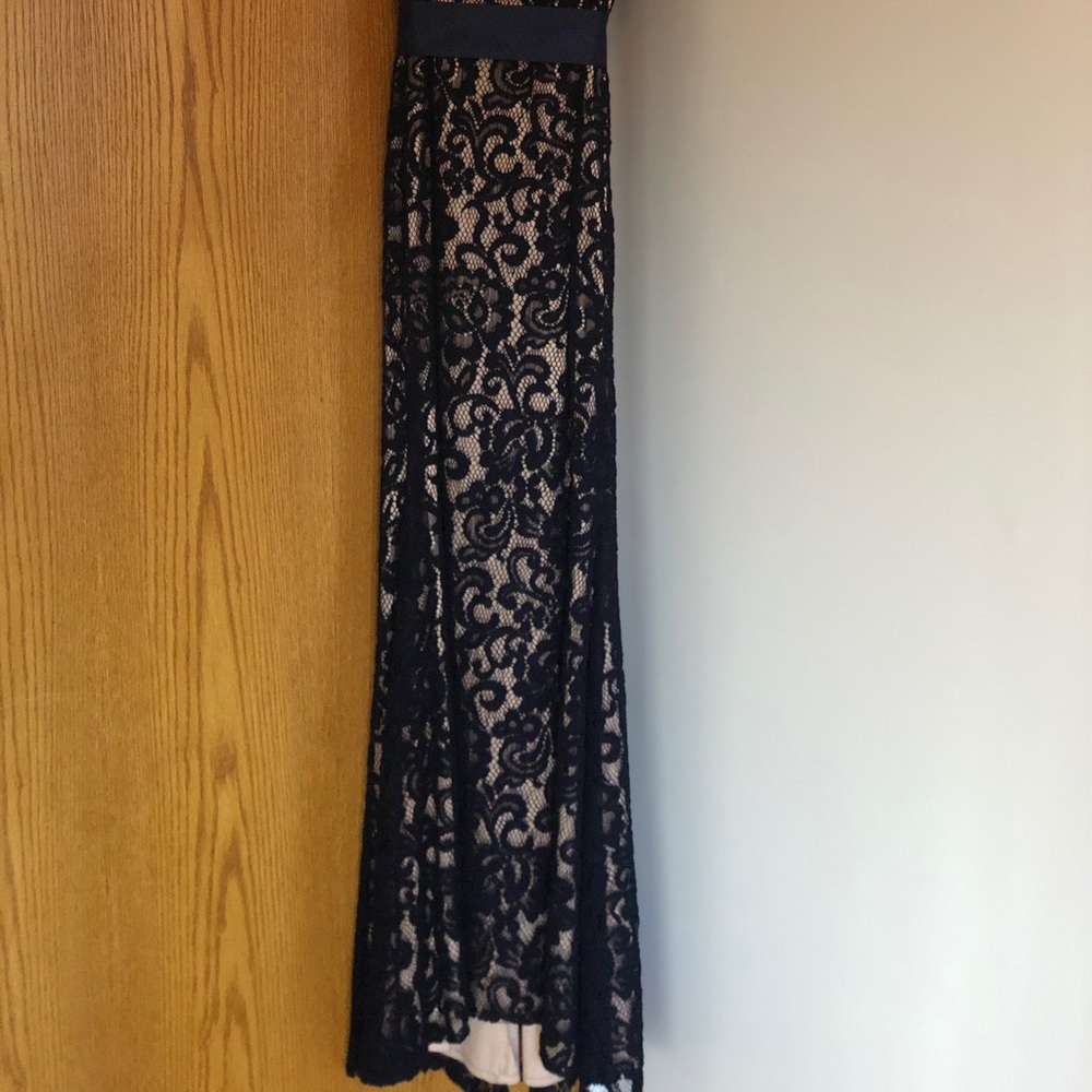 Dress - Picture 2 of 5